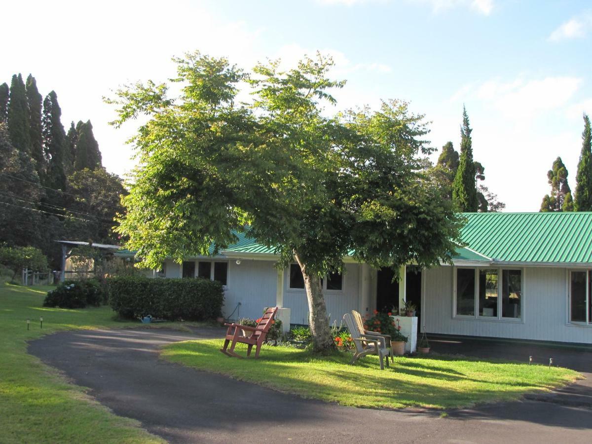 At The End Of The Road Bed And Breakfast Volcano Exterior foto